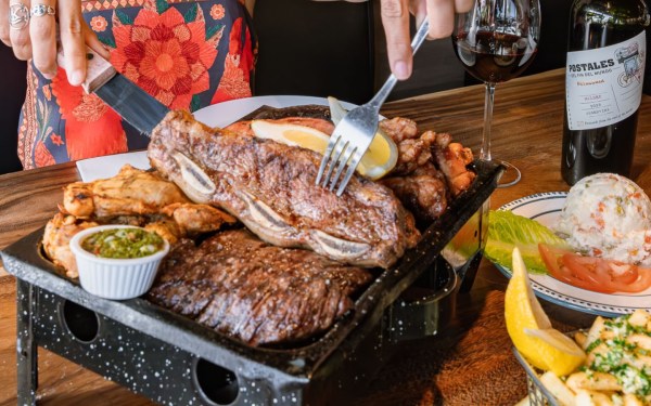 New Campo Argentino Steakhouse