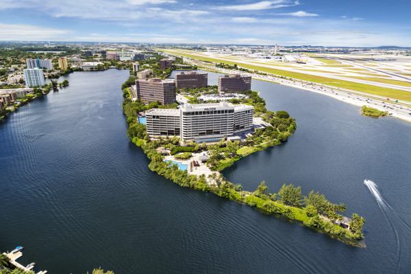 Hilton Miami Airport Blue Lagoon