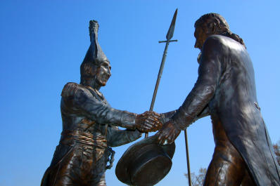 Lewis & Clark Handshake Statue