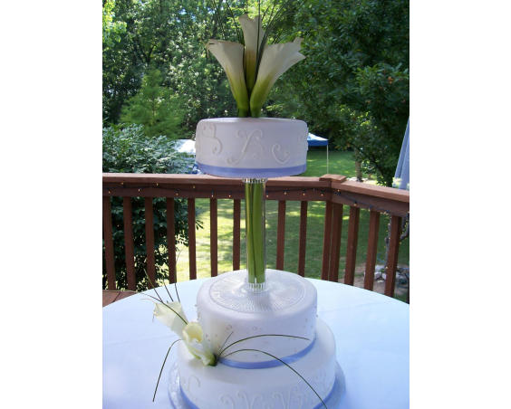 Cake Connection -  Calla Lily Cake