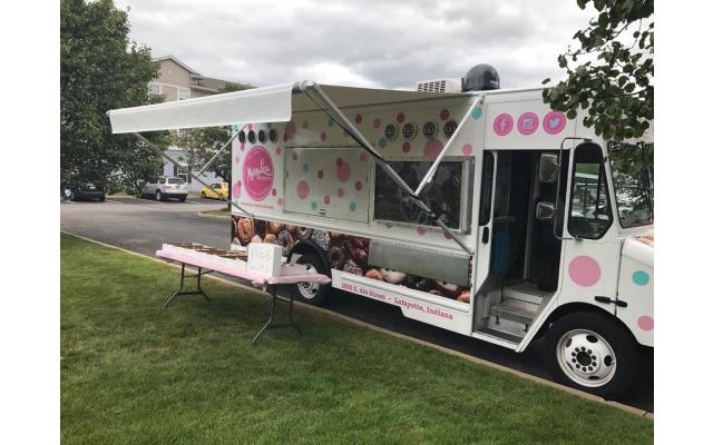 Mary Lou Donuts Food Truck