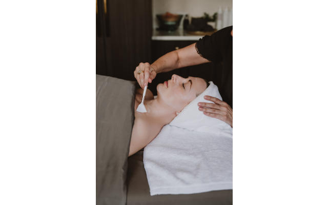 Union Club Spa Facial Mask
