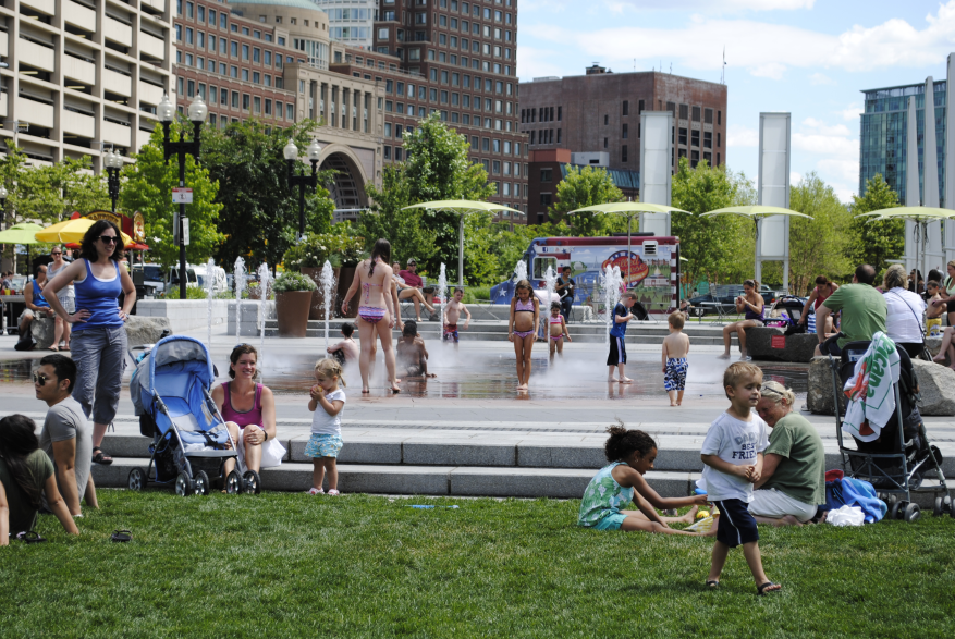 Summer splashin’ at the Rings Fountain on the Greenway