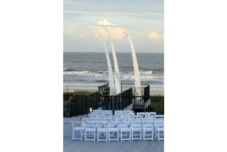 nc-beach-wedding-ceremony-venue