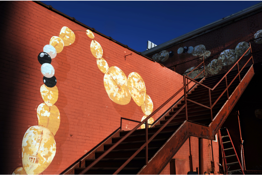 Necklace Mural on Franklin Street.jpg