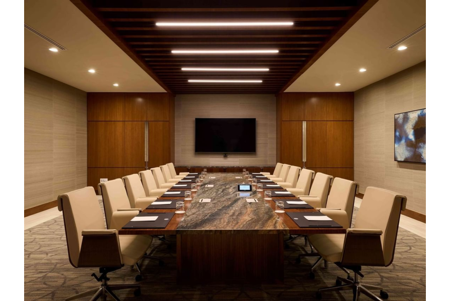 Kingfisher Boardroom