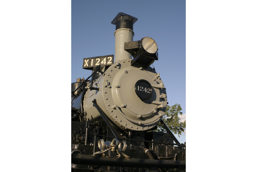 Engine 1242