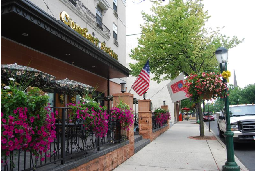 Comfort Suites Carlisle-1