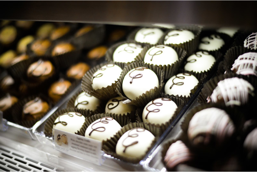 Georgie Lou's Retro Candy & Gifts