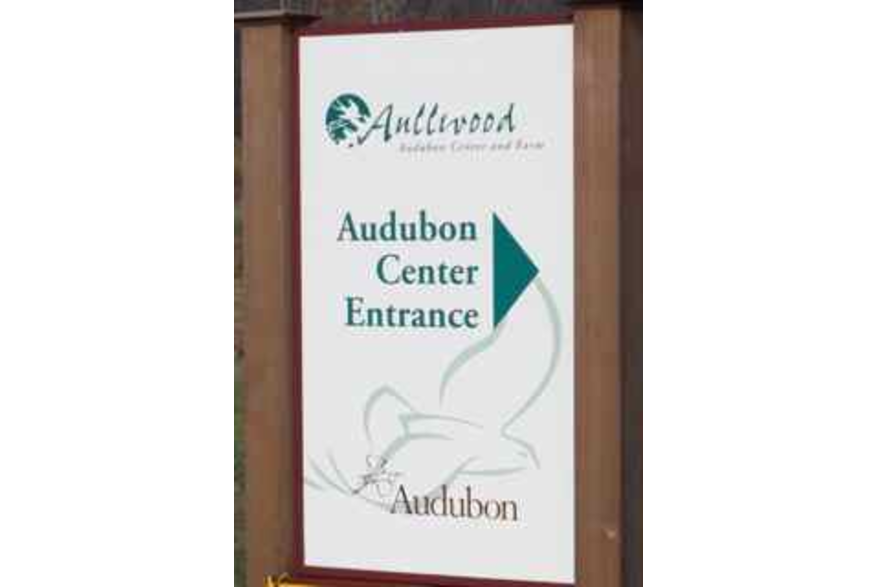Aullwood Sign