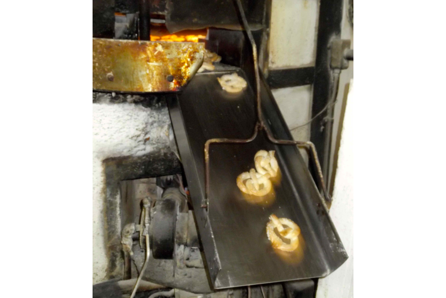 Smales pretzels