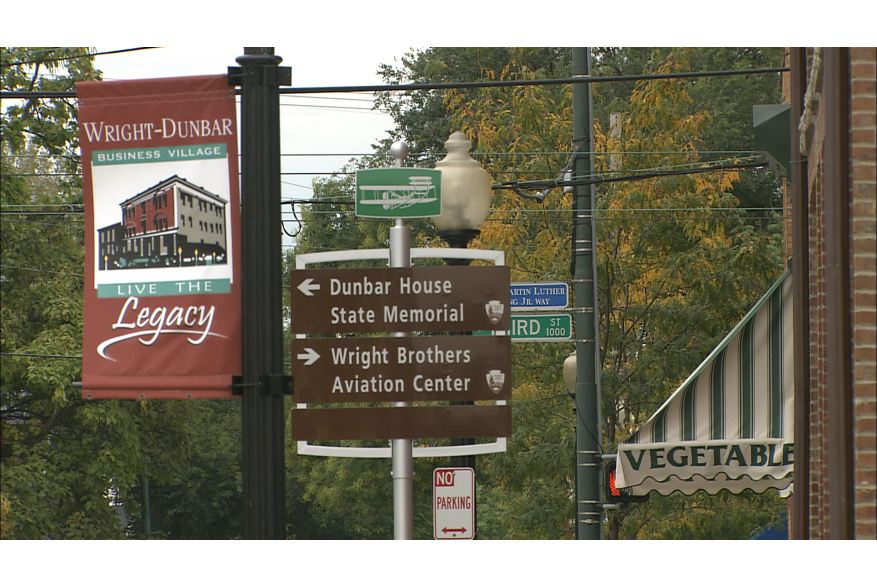 wright_dunbar_road_signs