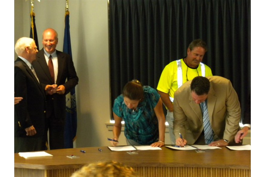 Signing the CPP agreement