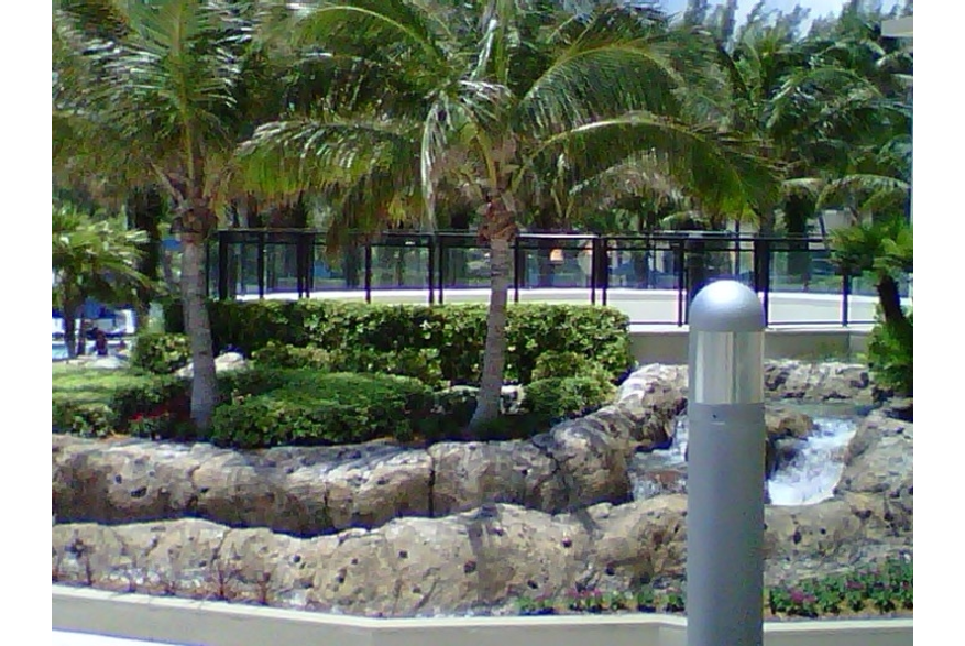 Harbor Beach Marriott Resort & Spa terrace (low-res)