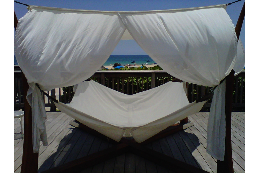 Harbor Beach Marriott Resort & Spa hammock (low-res)