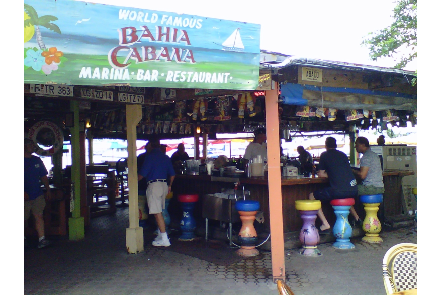 Days Inn Bahia Cabana Bar (low-res)