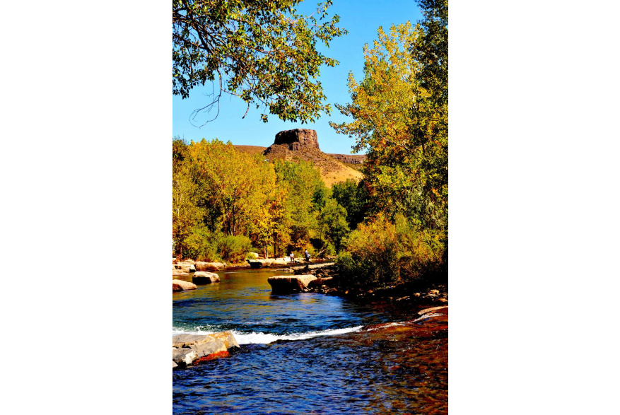 Fall_Creek_Castle_Rock