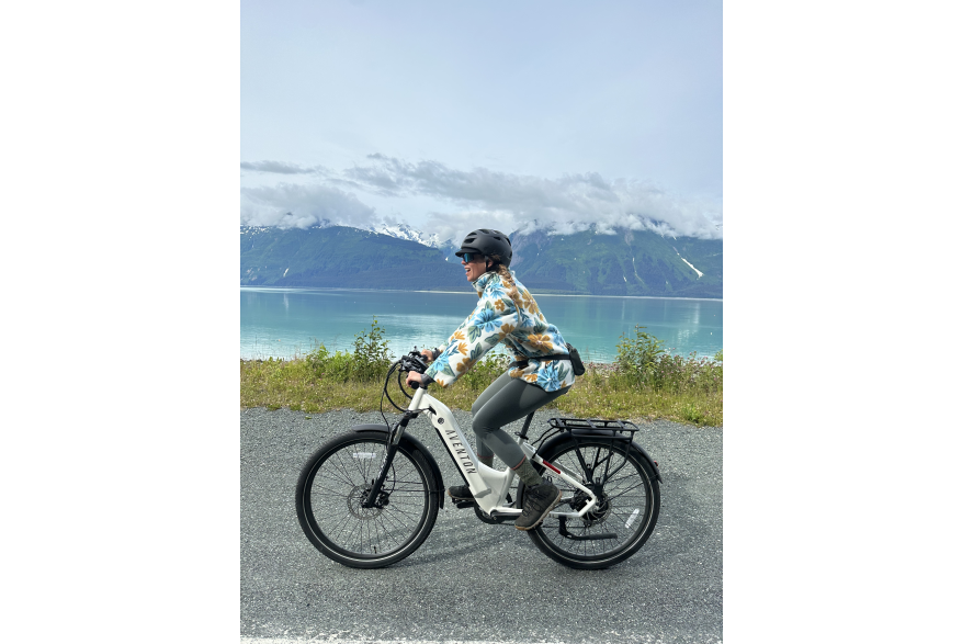 Biking to Letnikof with Kat to Koot e-bike rentals