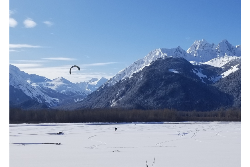 Snow kiting the Chilkat River
