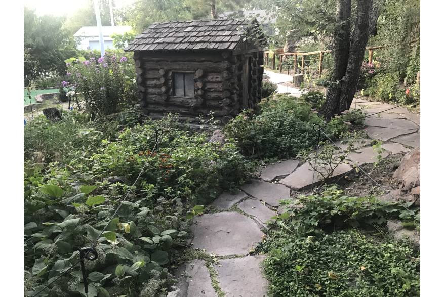 Crystal Cave & Falls Adventure Mini Golf (From Dixie)