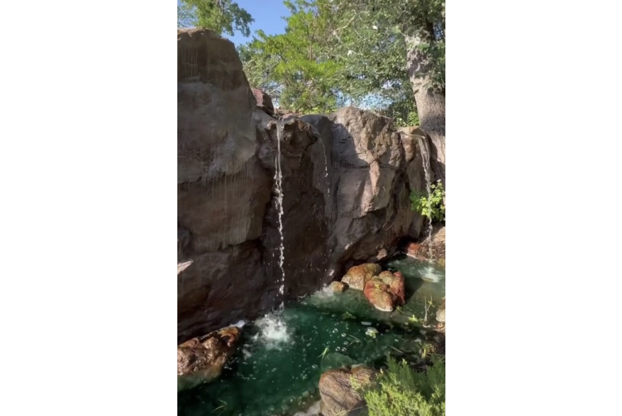 Crystal Cave & Falls Adventure Mini Golf (From Dixie)