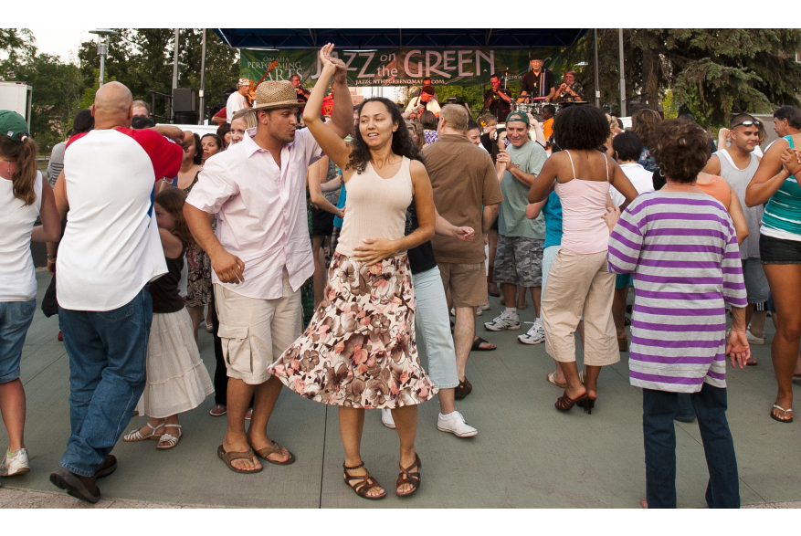 Jazz on the Green Dancing