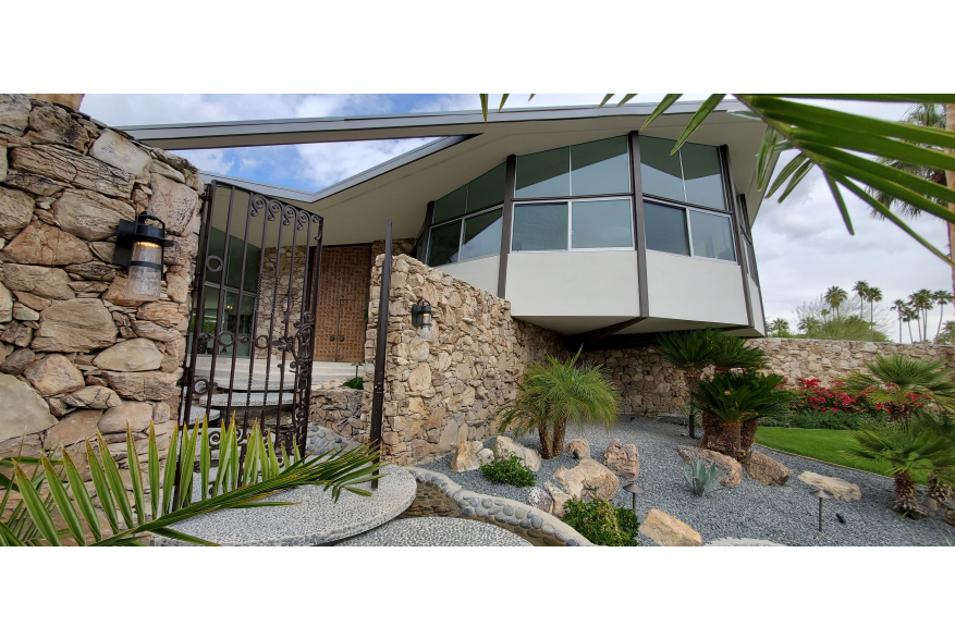 Elvis Honeymoon Hideaway