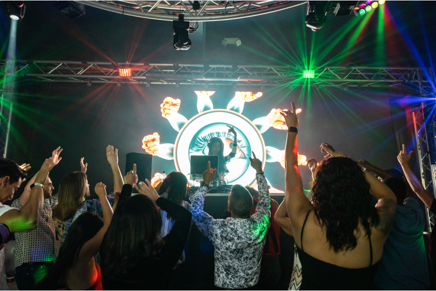 Hunters Night Club Dancing-68.jpg