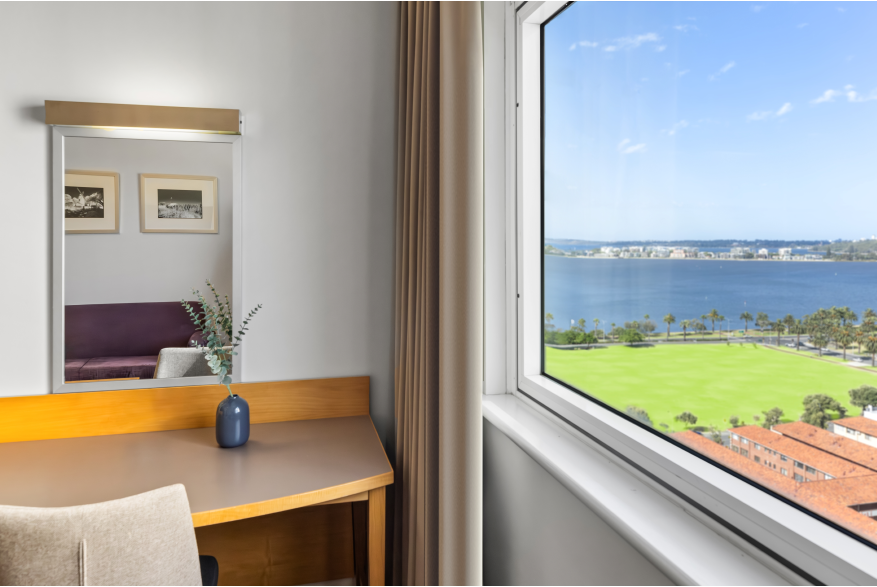 Novotel Perth Langley Suite