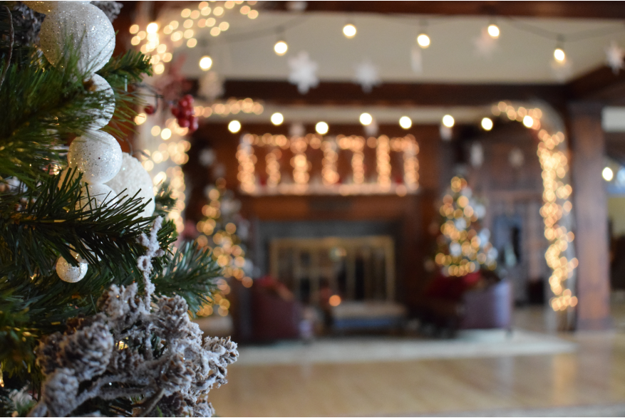 Experience the Holiday Season in the Poconos