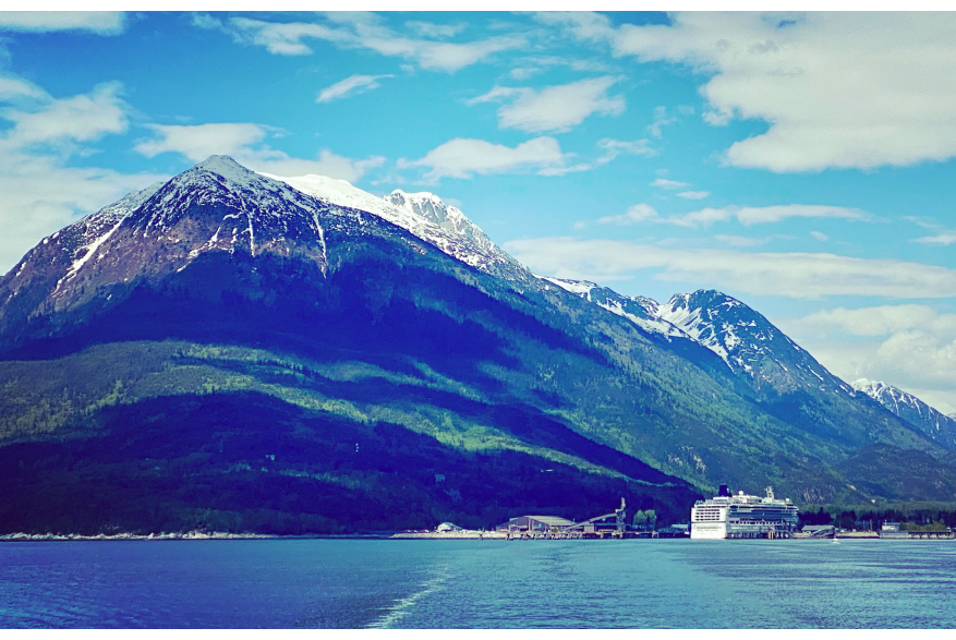 Ships, mountains, sea, sun, Alaska!