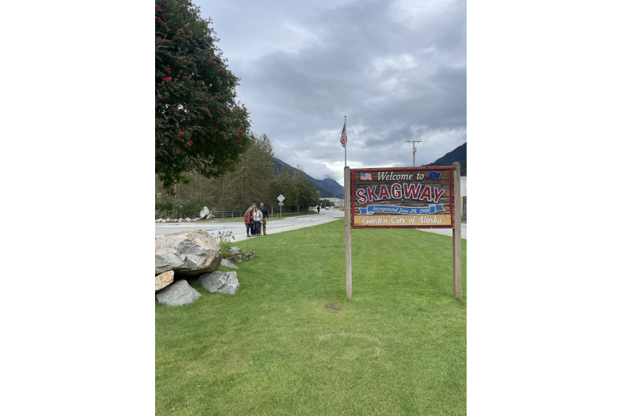 Welcome to Skagway Sign