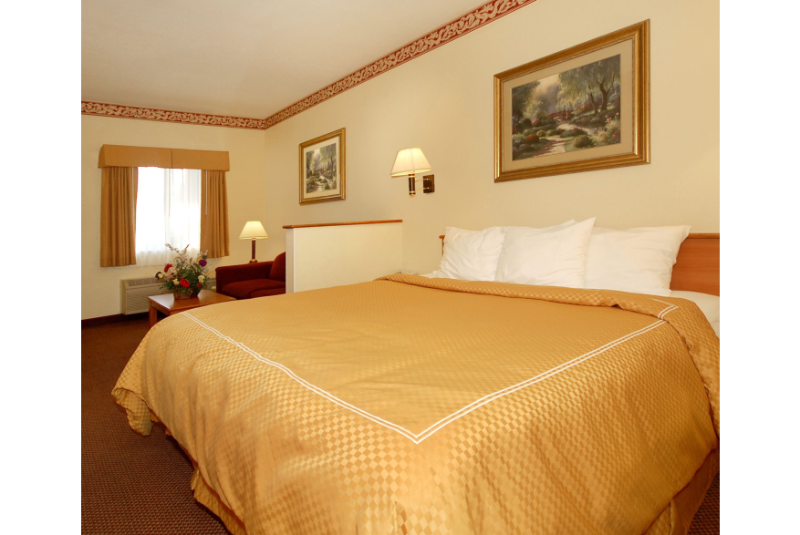comfort suites guest room vg 2012