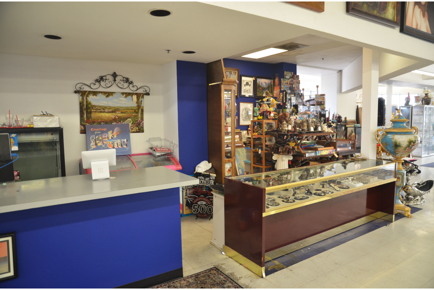 Antique Mall 26