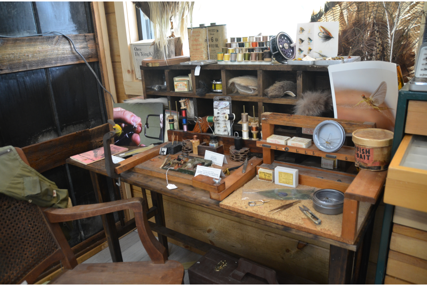 Fully-equipped fly-tying desk