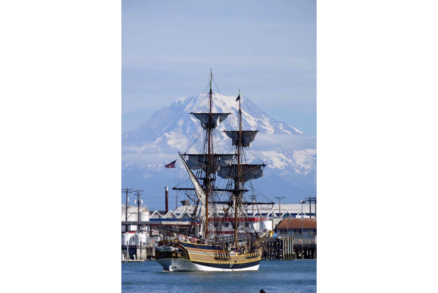Lady Washington with Mount Rainier