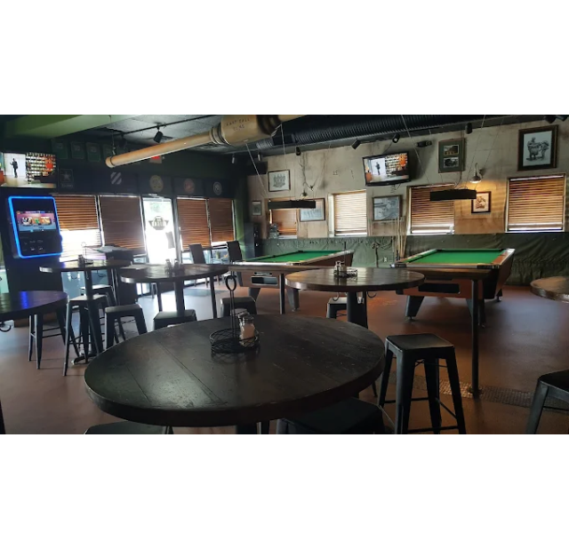 22 Klicks Bar & Grill