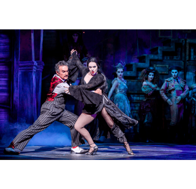 Addams Family Dancing