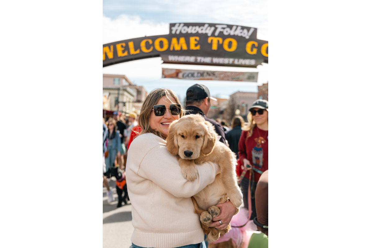 KatieAndJoeOnTheGo_Goldens in Golden 2026-5951