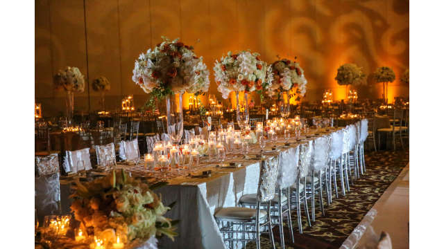 Wedding banquet table