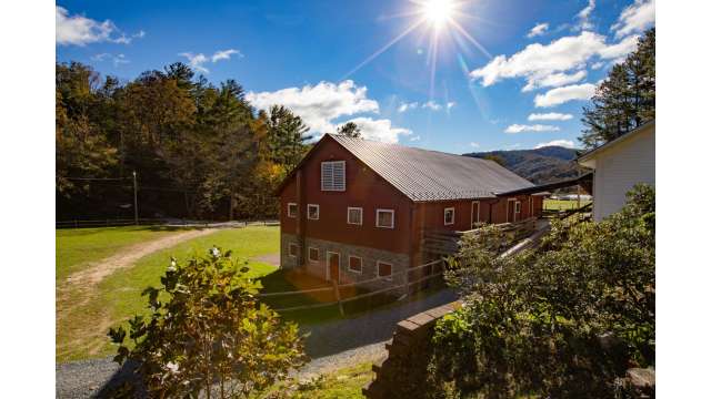 Apple Barn at Valle Crucis Conference Center | Boone, NC