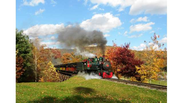 Tweetsie Engine No. 12 in the Fall