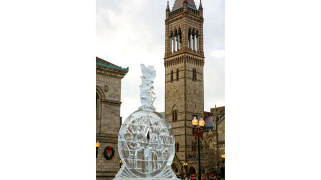First Night Ice Sculpture_3637-5