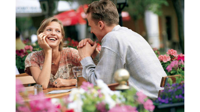 Dining- Outdoor couple