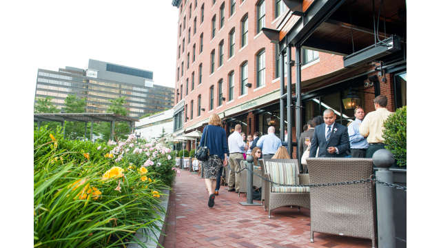 Smith & Wollensky, Fort Point