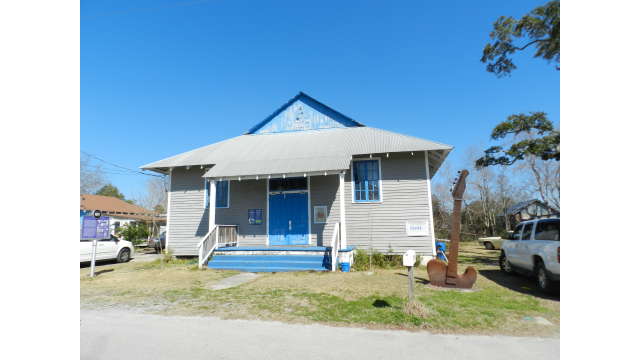 100 Men Hall