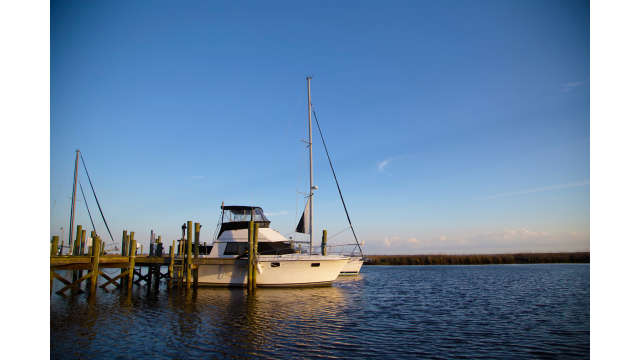 Boat docked in Diamondhead