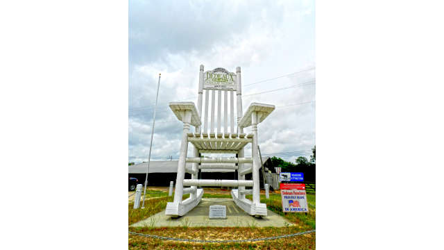 World's Largest Rocking Chair built by Dedeaux Clan Furniture