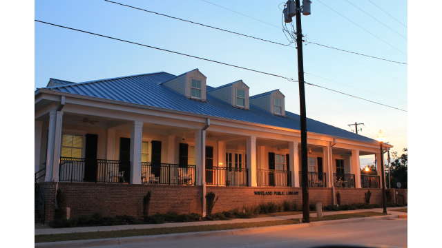 Public Library in Waveland