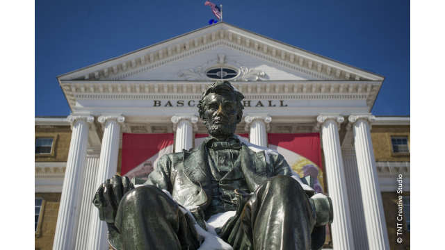 Abe Statue: Bascom Hall
